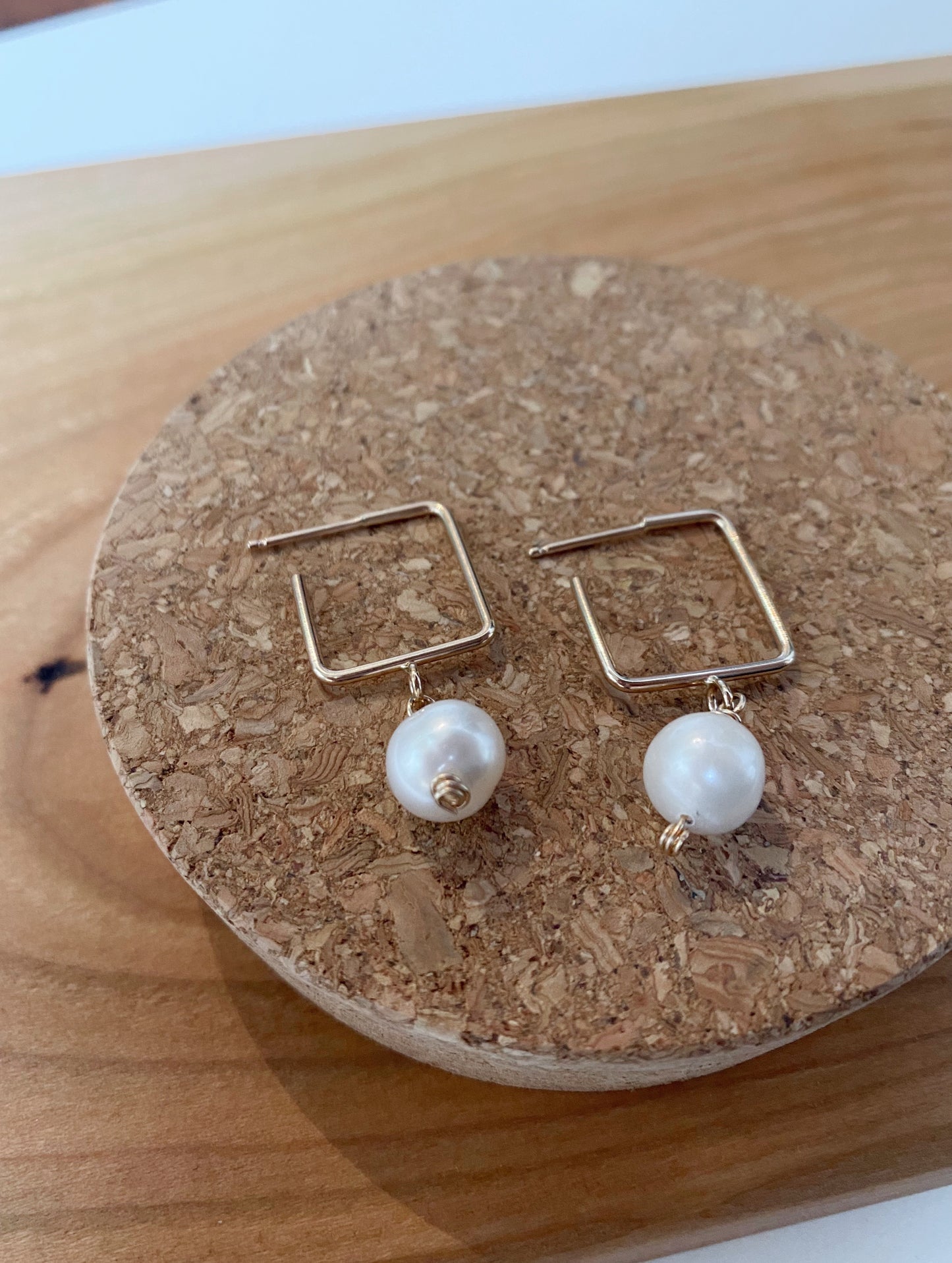 Pearl Haney Hoop Earring- 14k Gold Fill