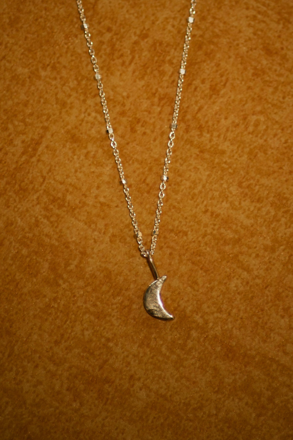 Small Crescent Moon Necklace – Lauren Brook